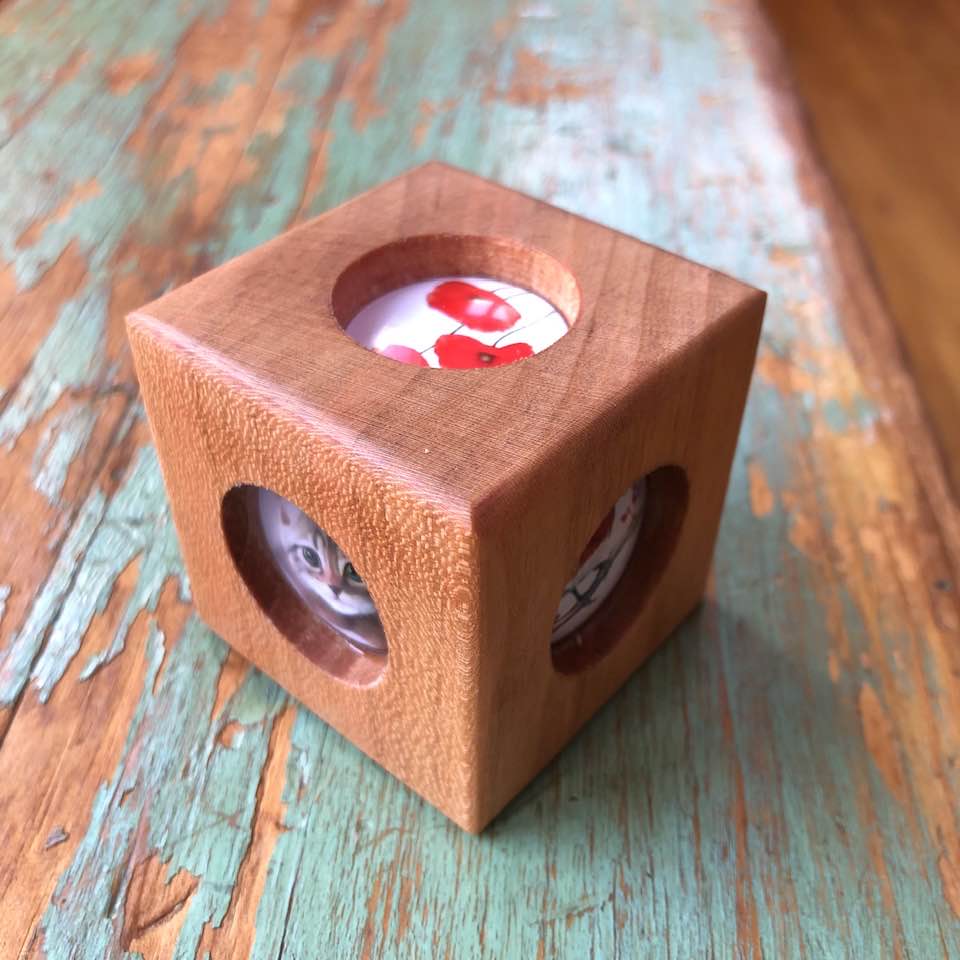 Story Cube - Neighbourhood Walk Story