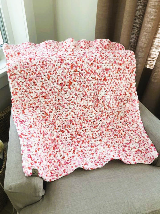 Baby Blanket in Strawberry Dot