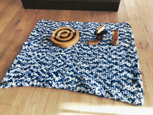 Baby Blanket in Blue Dreams