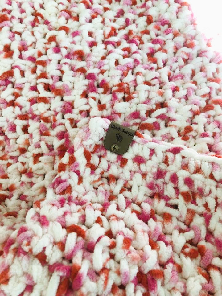 Baby Blanket in Strawberry Dot