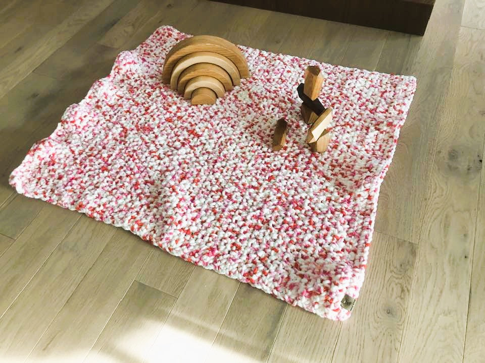 Baby Blanket in Strawberry Dot