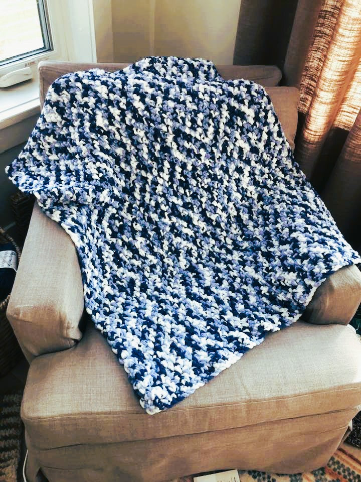 Baby Blanket in Blue Dreams