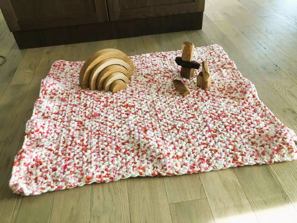 Baby Blanket in Strawberry Dot